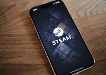 Steam bankaların ve ödeme sistemlerinin standartlarına uymayan içerikleri yasaklıyor