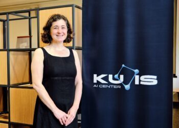 Koç Üniversitesi’ne aws’den yapay zeka araştırma desteği