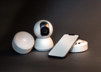 Apple, robotik ve akıllı ev güvenlik kamerası geliştiriyor