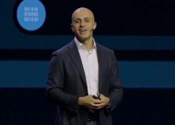 Databricks'e 1 milyar dolar yatırım: Hedef Lakebase ve Agent Bricks
