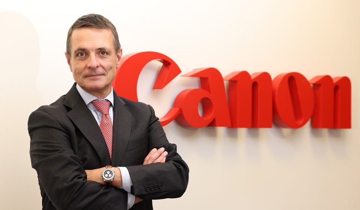 Canon Eurasia direktörü Emeryk’e kapsayıcılık ödülü