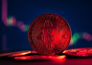 Bitcoin balinaları 12,7 milyar dolarlık satış yaptı