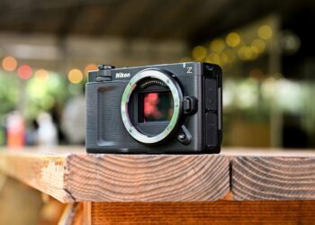 Nikon ZR: RED destekli yeni sinema kamerası
