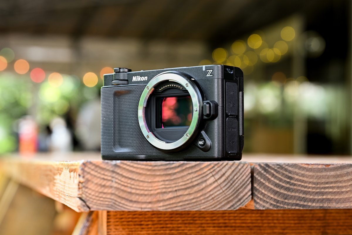 Nikon ZR: RED destekli yeni sinema kamerası