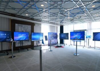 Emko Tech, yapay zeka ile akıllı tahtaları geliştiriyor