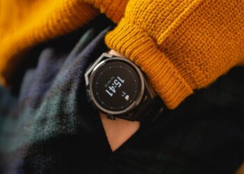 Xiaomi akıllı bileklikte lider, Huawei ikinci