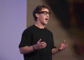 Zuckerberg ve Meta, gizlilik davasını 190 milyon dolara kapattı