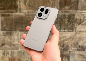Oppo PLT120, 7000 mAh bataryalı orta segment geliyor