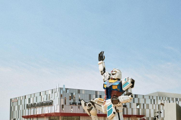 Google 2025i Yapay Zeka Fayda Yılı ilan etti, OpenAI Kırmızı Kod ile karşılık verdi