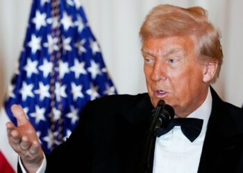 Trump, Netflix'in 72 milyarlık Warner alımı kararına müdahale edecek