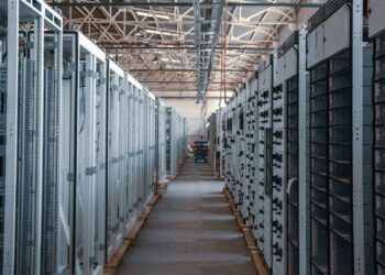 Veri merkezlerinin enerji açlığı büyüyor