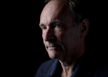 Webin mucidi Tim Berners-Lee: İnterneti kurtarmak için henüz çok geç değil