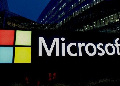 Japonya Microsoft ofislerine baskın düzenledi