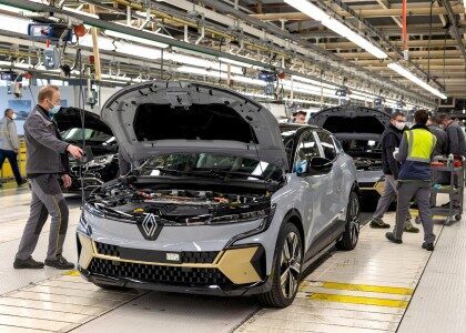 Renault Türkiye’de elektrikli araç üretimi için düğmeye bastı