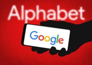 Alphabet yıllık gelirinde 400 milyar dolar barajını ilk kez aştı