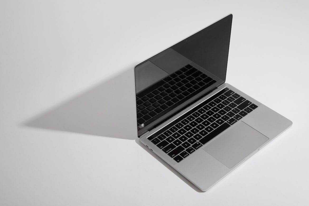 Apple yeni iPad ve MacBook’ları Mart’ta tanıtıyor
