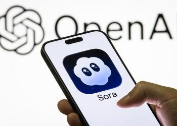 OpenAI Sora uygulaması ücretsiz erişimin kaldırılmasıyla sert bir düşüş yaşıyor