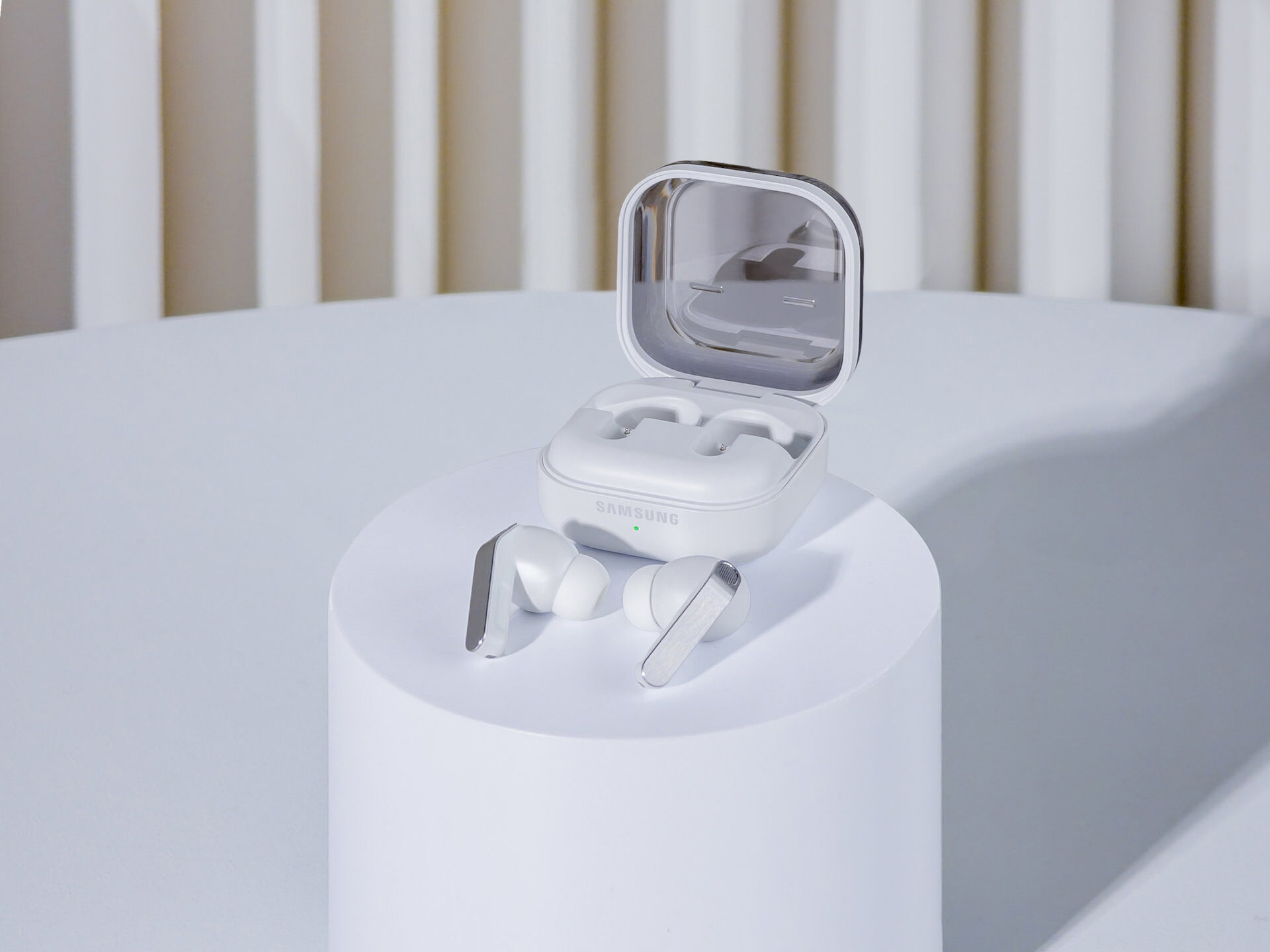 Samsung, Galaxy S26 ve Galaxy Buds4'ü tanıttı