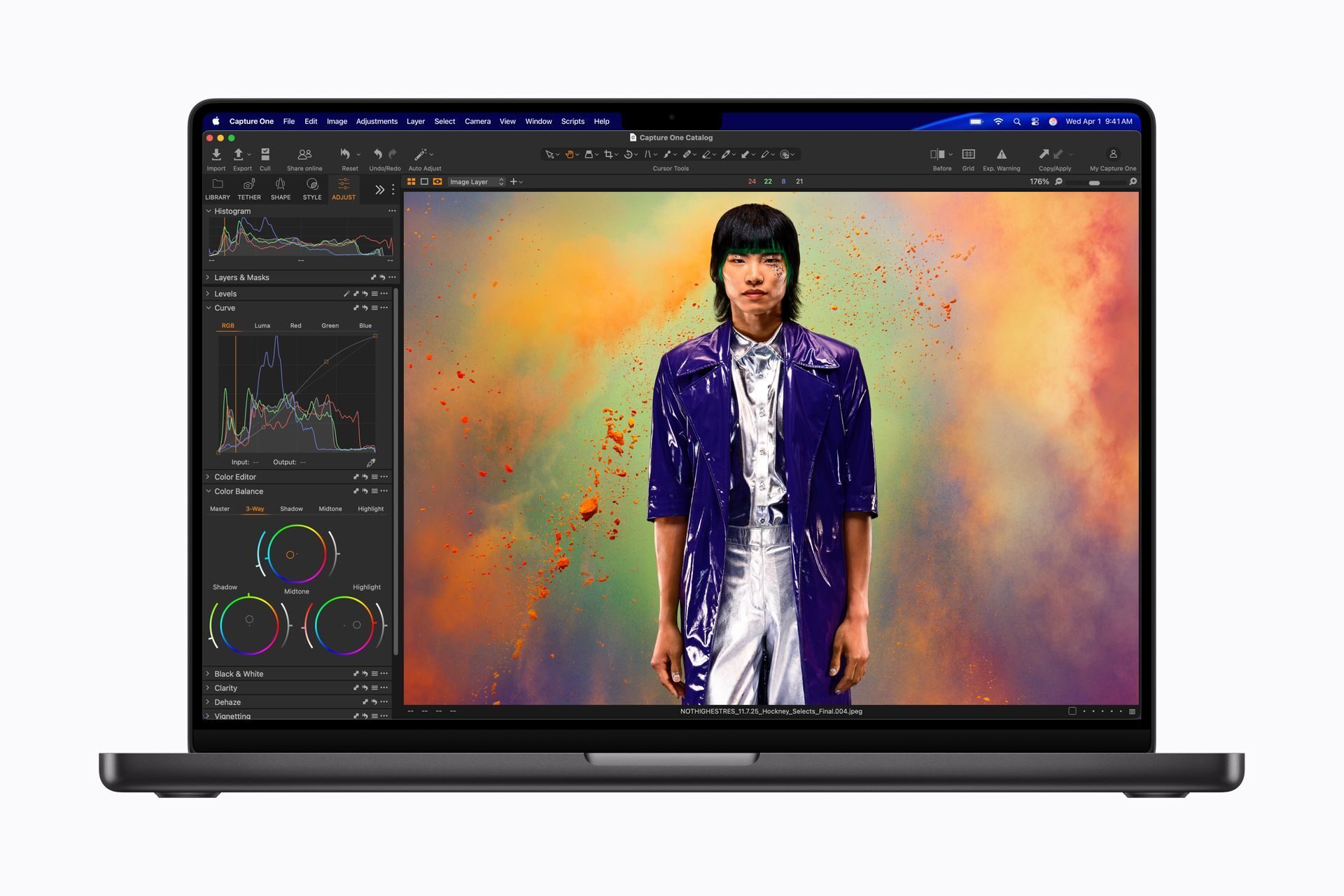 Apple M5 çipli MacBook cihazlarını ve yeni Studio Display ekranlarını tanıttı