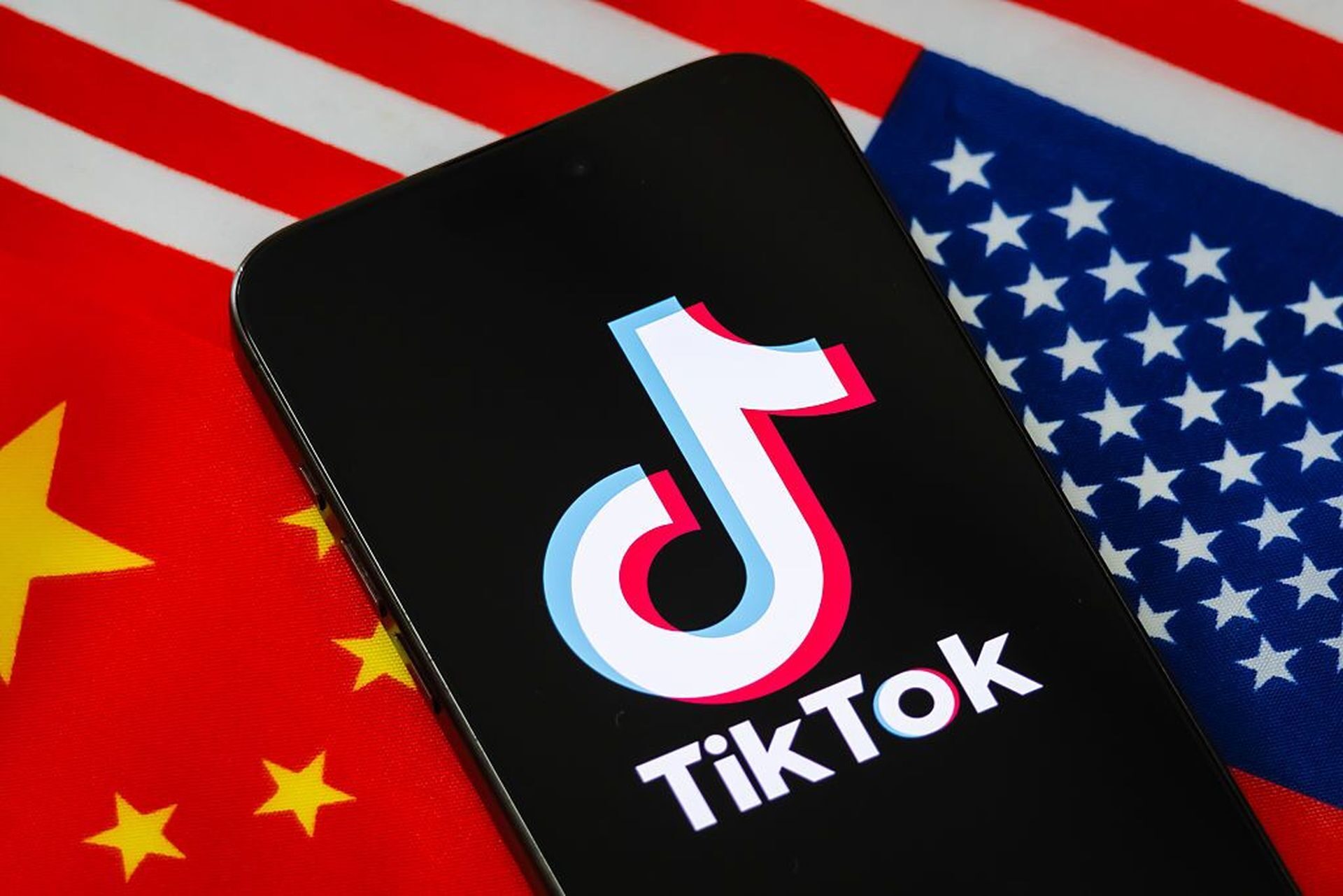 ABD'ye satılan TikTok sızıntı iddialarına son noktayı koyacak dev güvenlik sertifikasını aldı