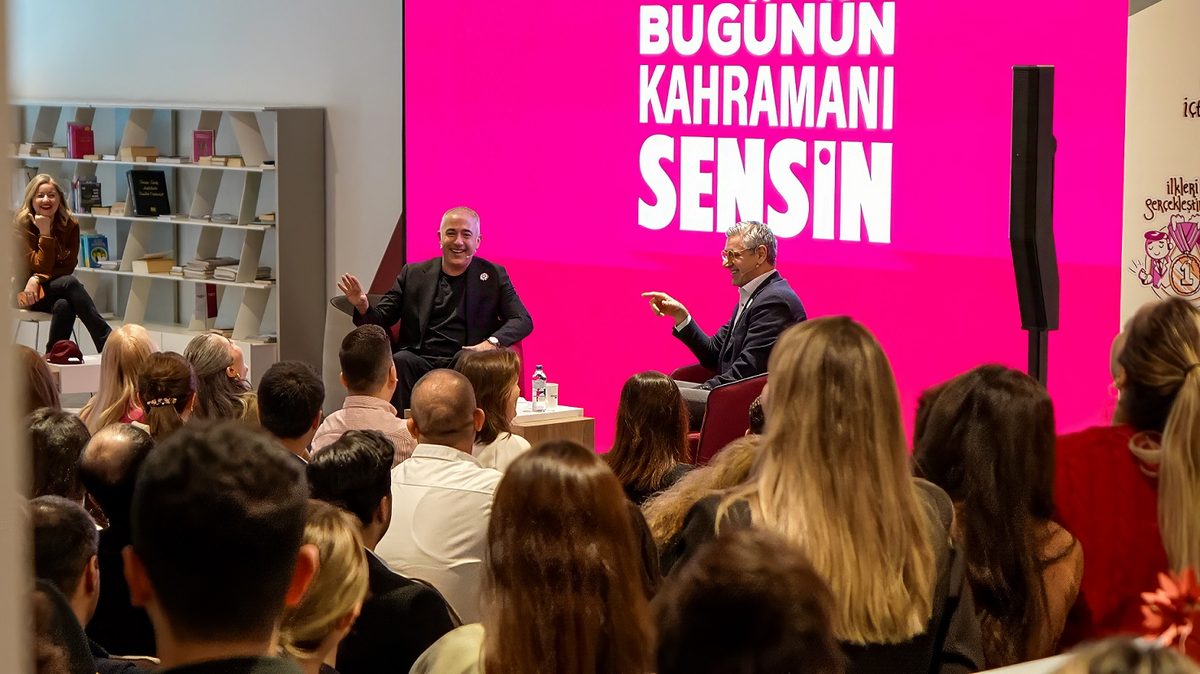 Alternatif Bank müşteri deneyimi gününde geleceği tartıştı