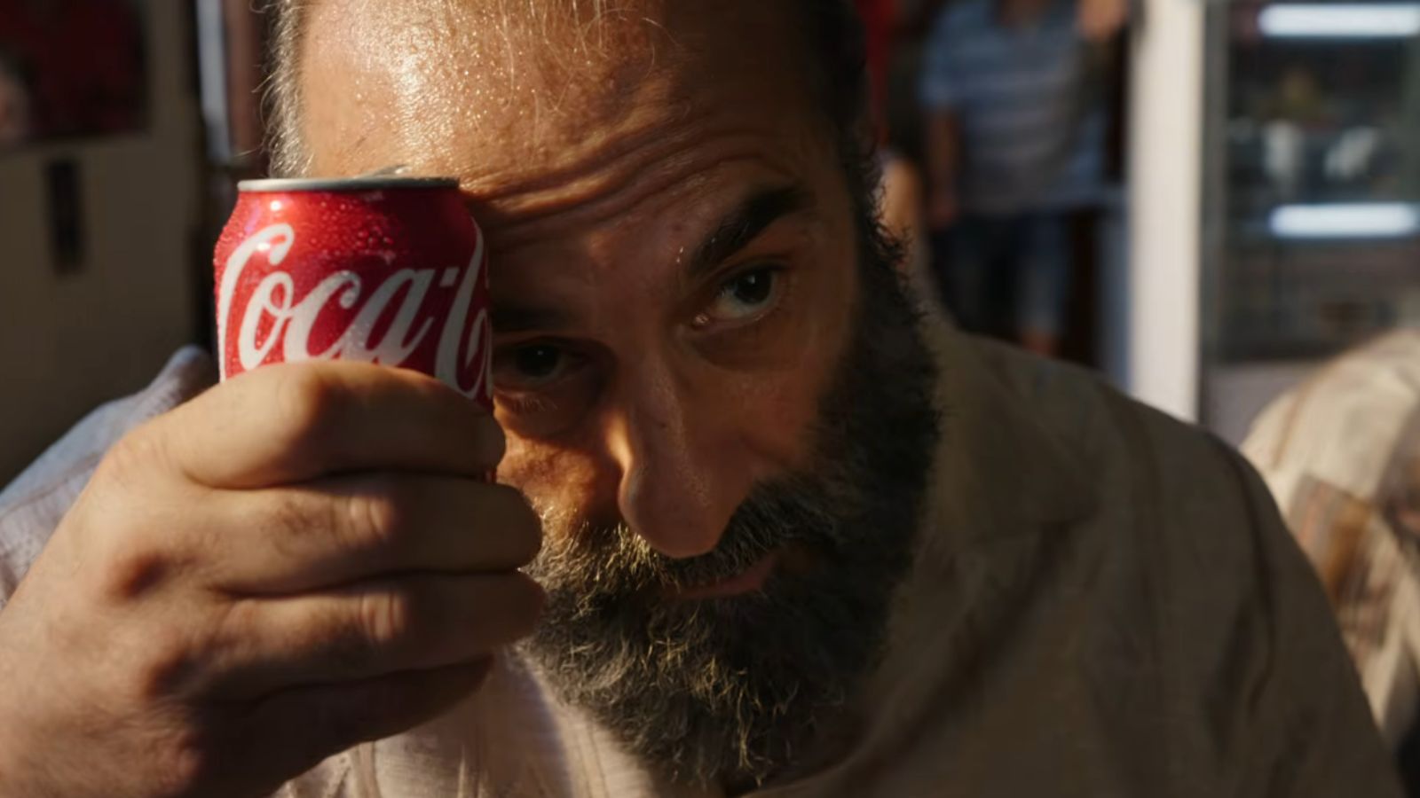 Coca-Cola Dünya Kupası tribünlerinin nabzını yeni marka filmiyle tutuyor