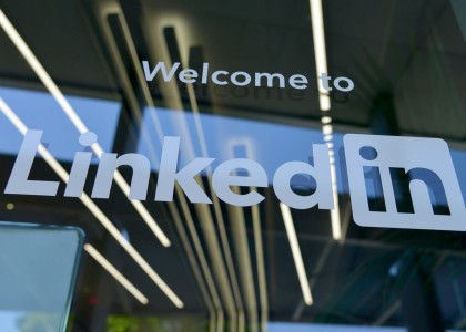 LinkedIn milyonlarca kullanıcısının tarayıcısını gizlice taramakla suçlanıyor