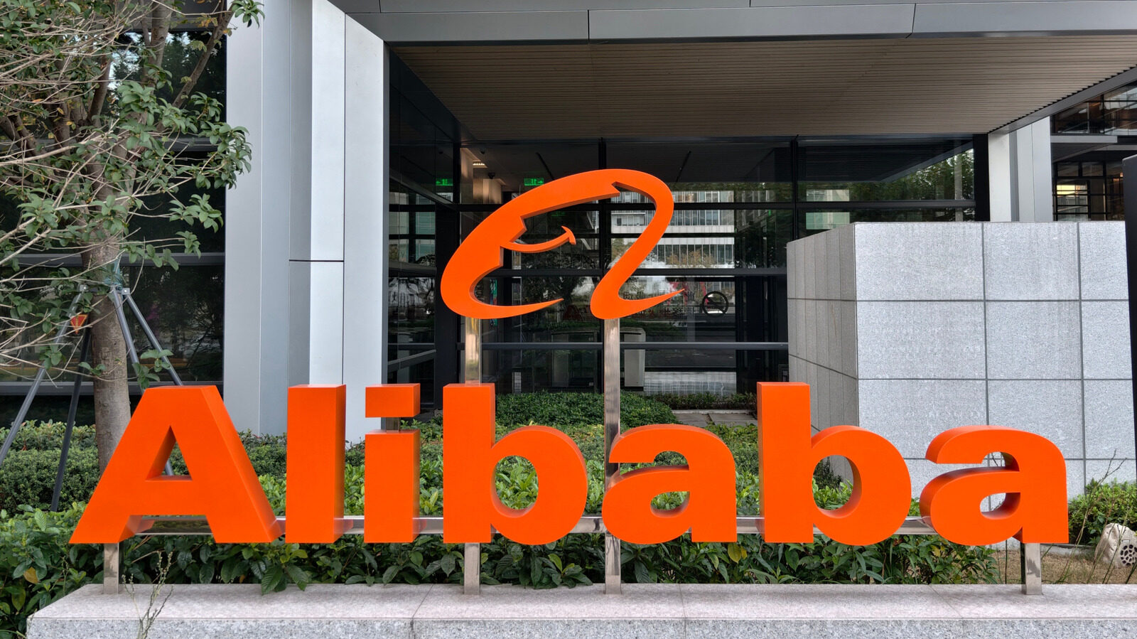 Alibaba ABD hükümetine kara liste davası açtı
