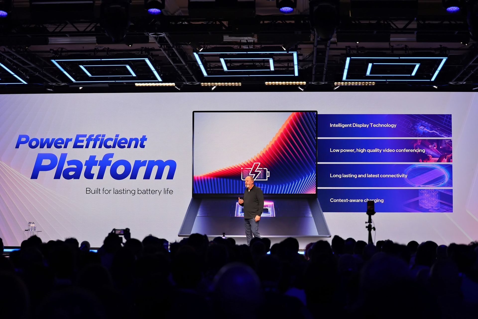 Intel, Computex 2026 fuarında yeni yapay zeka ve işlemci teknolojilerini duyurdu 1 Intel Computex 2026 fuarında yeni yapay zeka ve işlemci teknolojilerini duyurdu