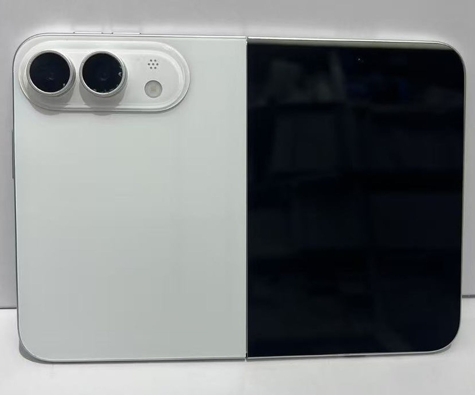 Phone Fold sızıntısı