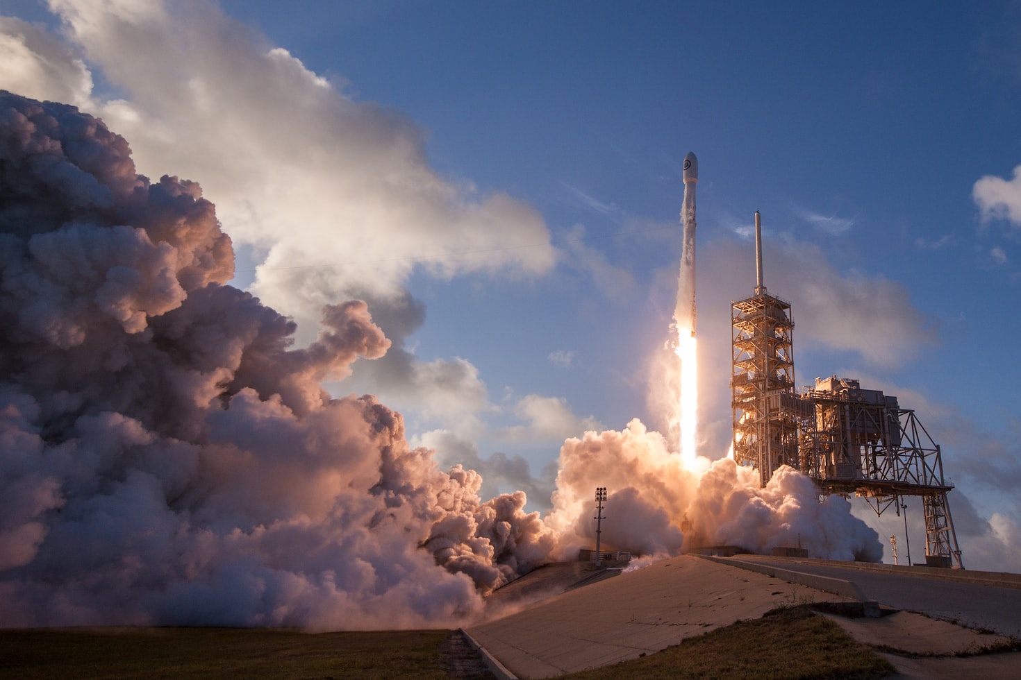SpaceX halka arzında 1,77 trilyon dolar değerleme hedefliyor